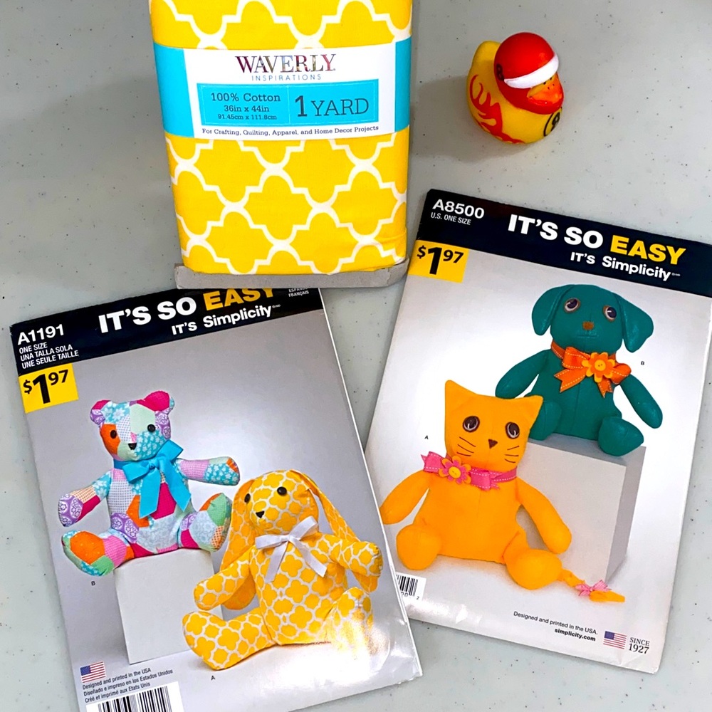 Soft toy Simplicity patterns A1191, A8500 & 1 yard fabric